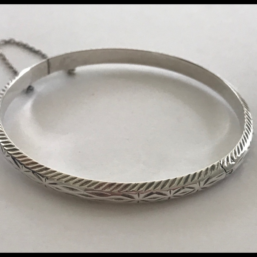 Sterling Silver bangle